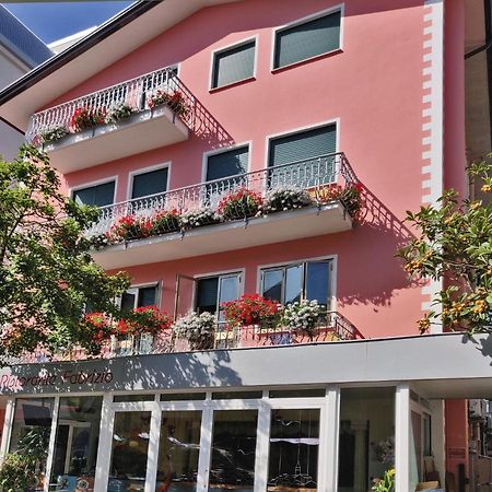 קאורלה Albergo Ristorante Fabrizio מראה חיצוני תמונה