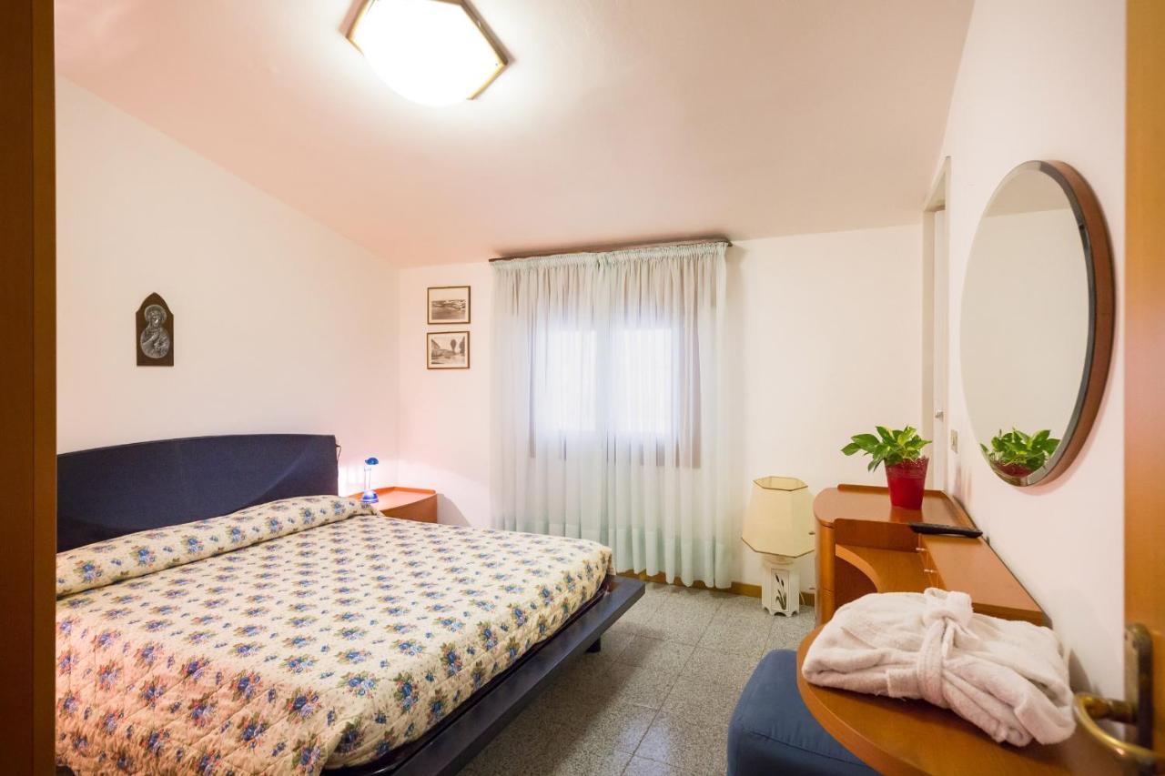 קאורלה Albergo Ristorante Fabrizio מראה חיצוני תמונה