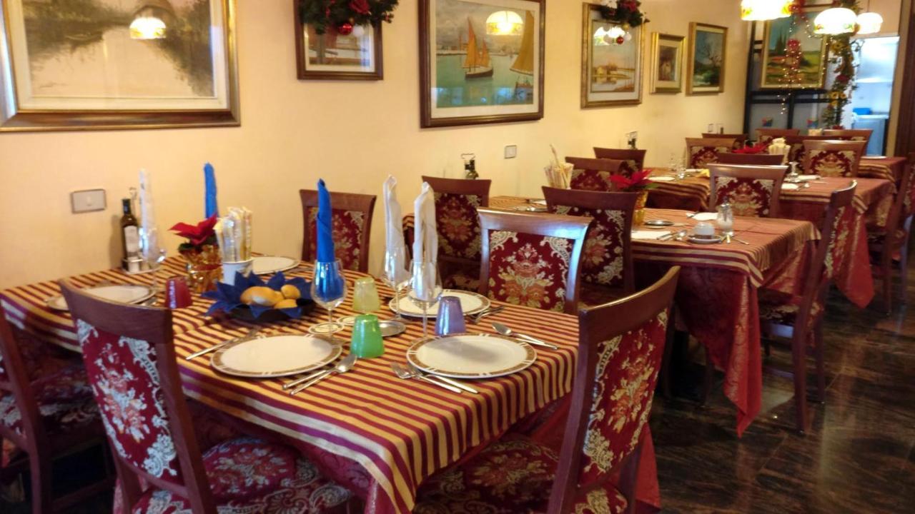 קאורלה Albergo Ristorante Fabrizio מראה חיצוני תמונה